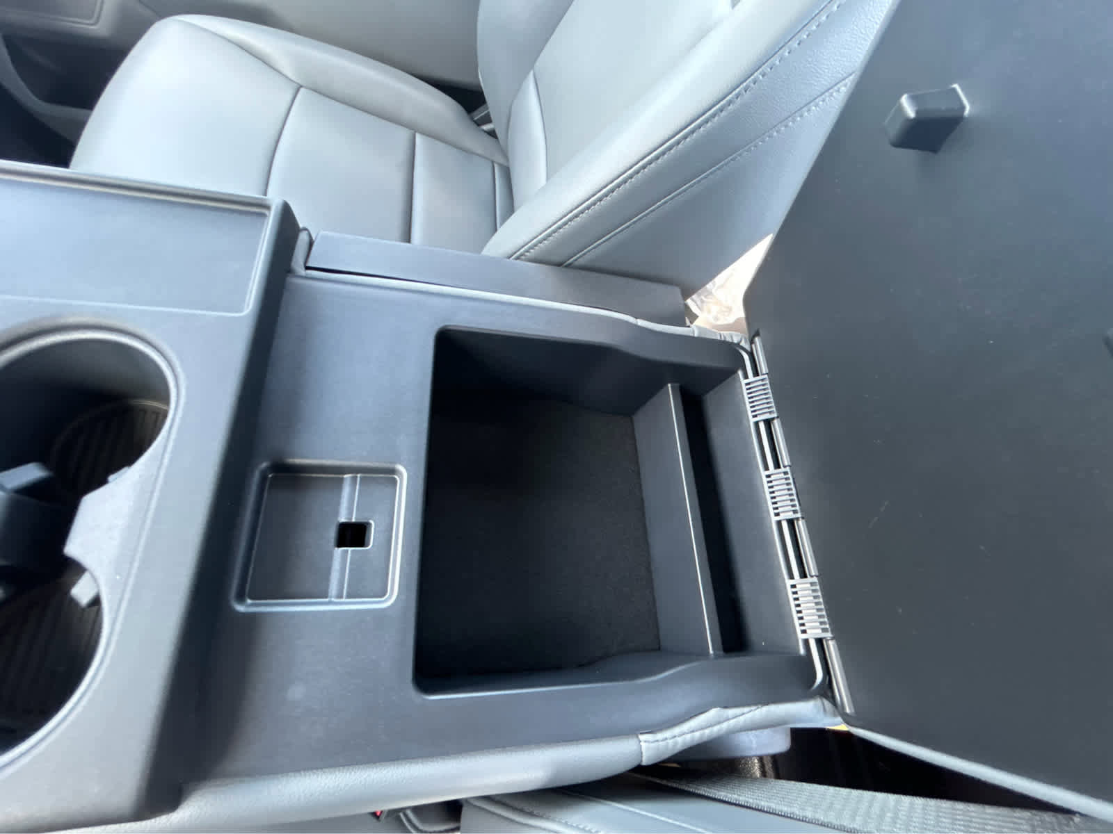 New 2025 Ford F550 4x4 Regular Cab Super Duty image 35