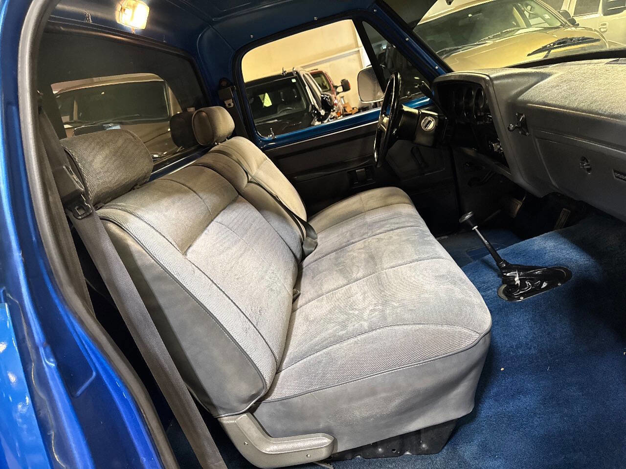 Used 1991 Dodge D/W Truck 250 image 18