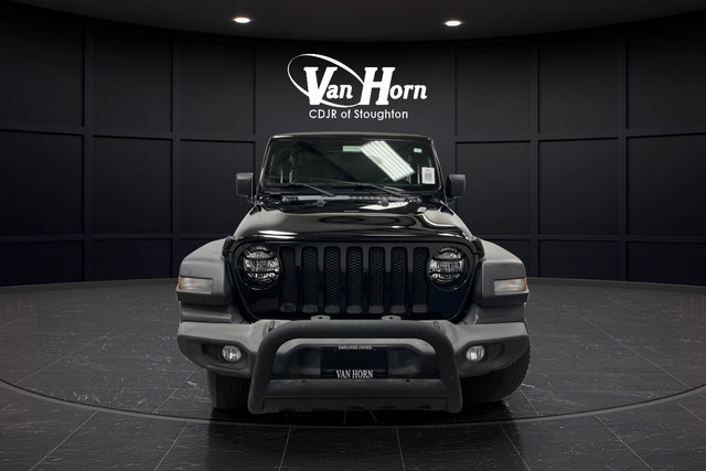 Used 2021 Jeep Wrangler Sport AWD/4WD image 2