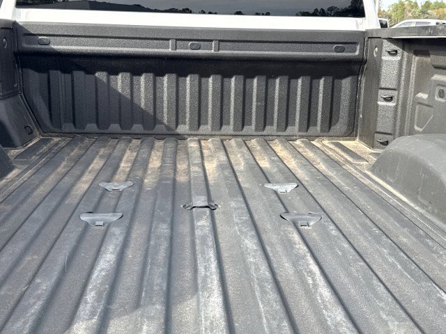 Used 2025 Chevrolet Silverado 2500 Custom w/ Custom Value Package AWD/4WD image 16