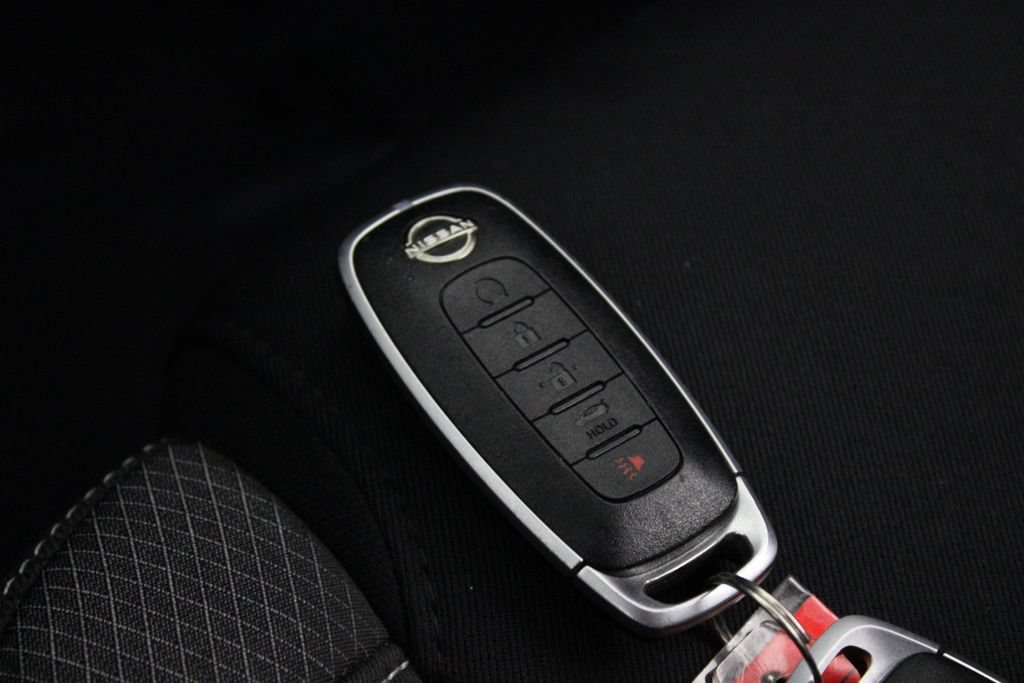 Certified 2025 Nissan Pathfinder SV AWD/4WD image 31