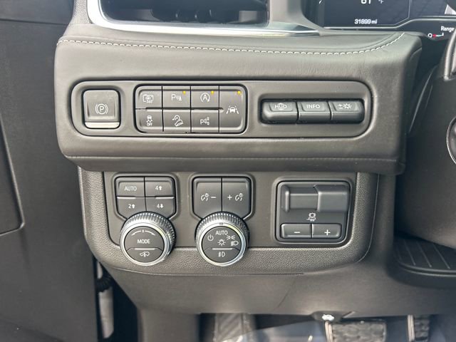 Used 2023 GMC Yukon Denali Ultimate image 25