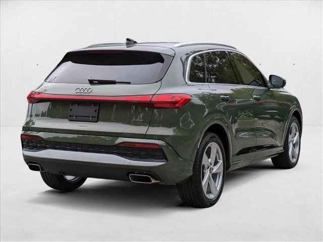 New 2025 Audi Q5 Prestige image 2