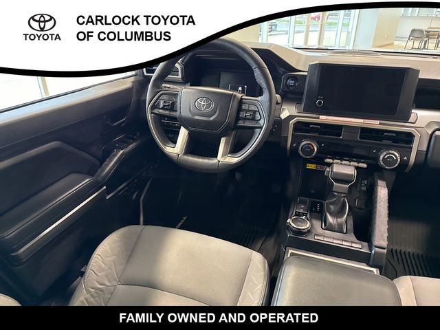 Used 2025 Toyota Tacoma SR5 image 18