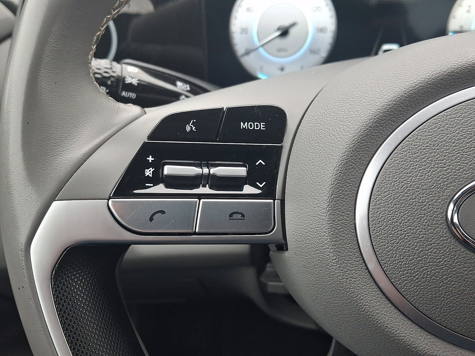 Certified 2023 Hyundai Elantra SEL w/ Convenience Package image 21