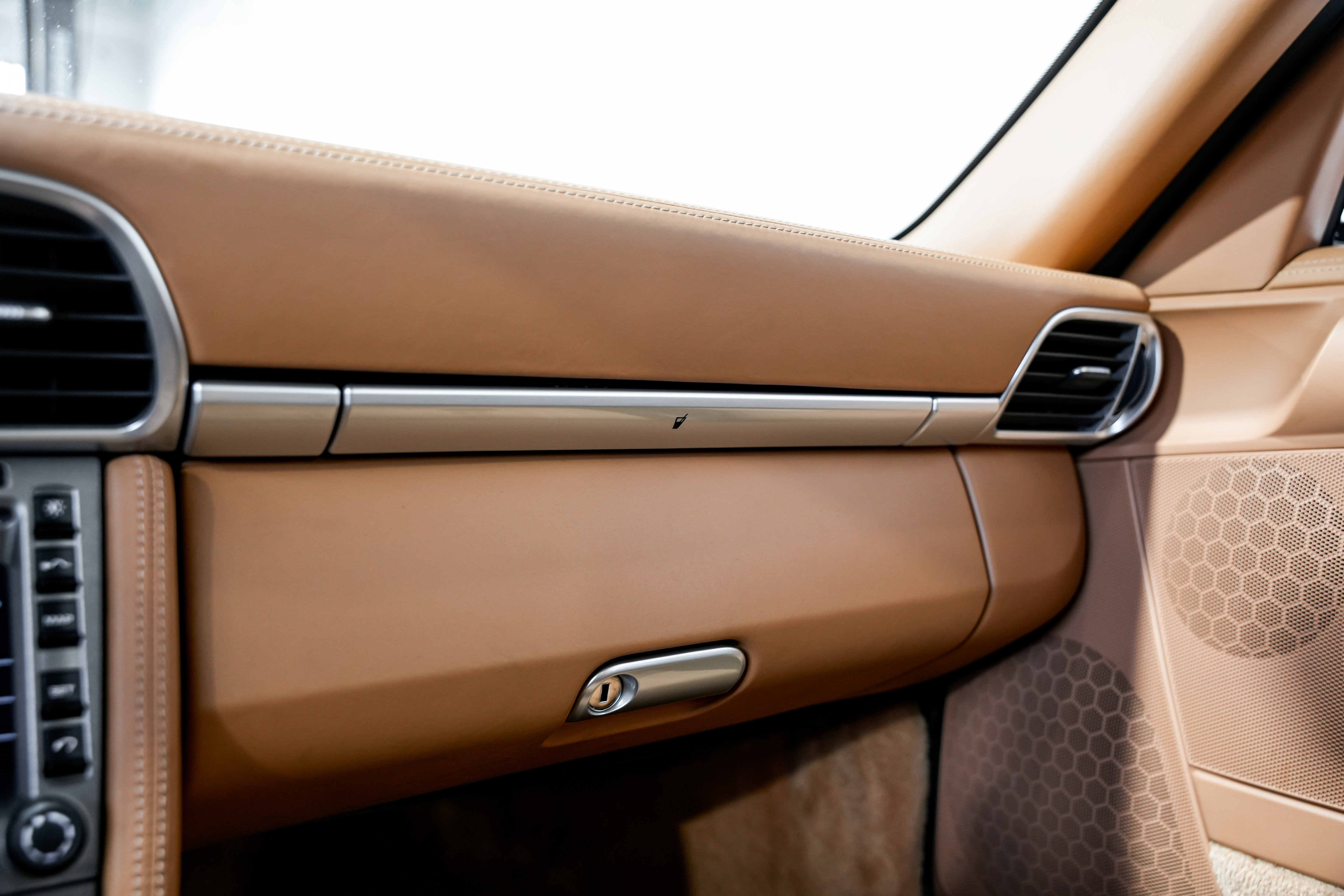 Used 2007 Porsche 911 Targa 4S image 16