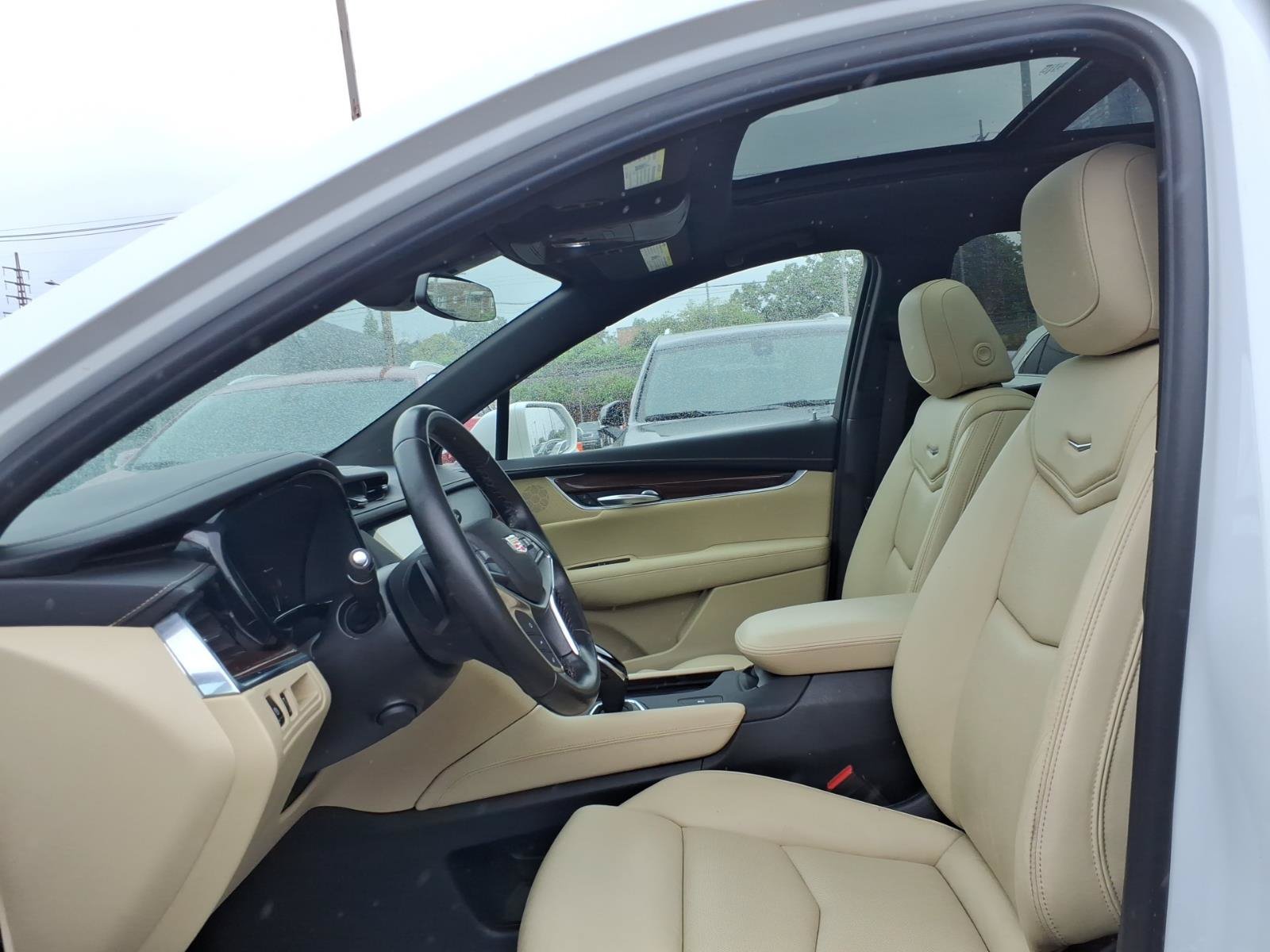 Used 2019 Cadillac XT5 Luxury FWD image 17