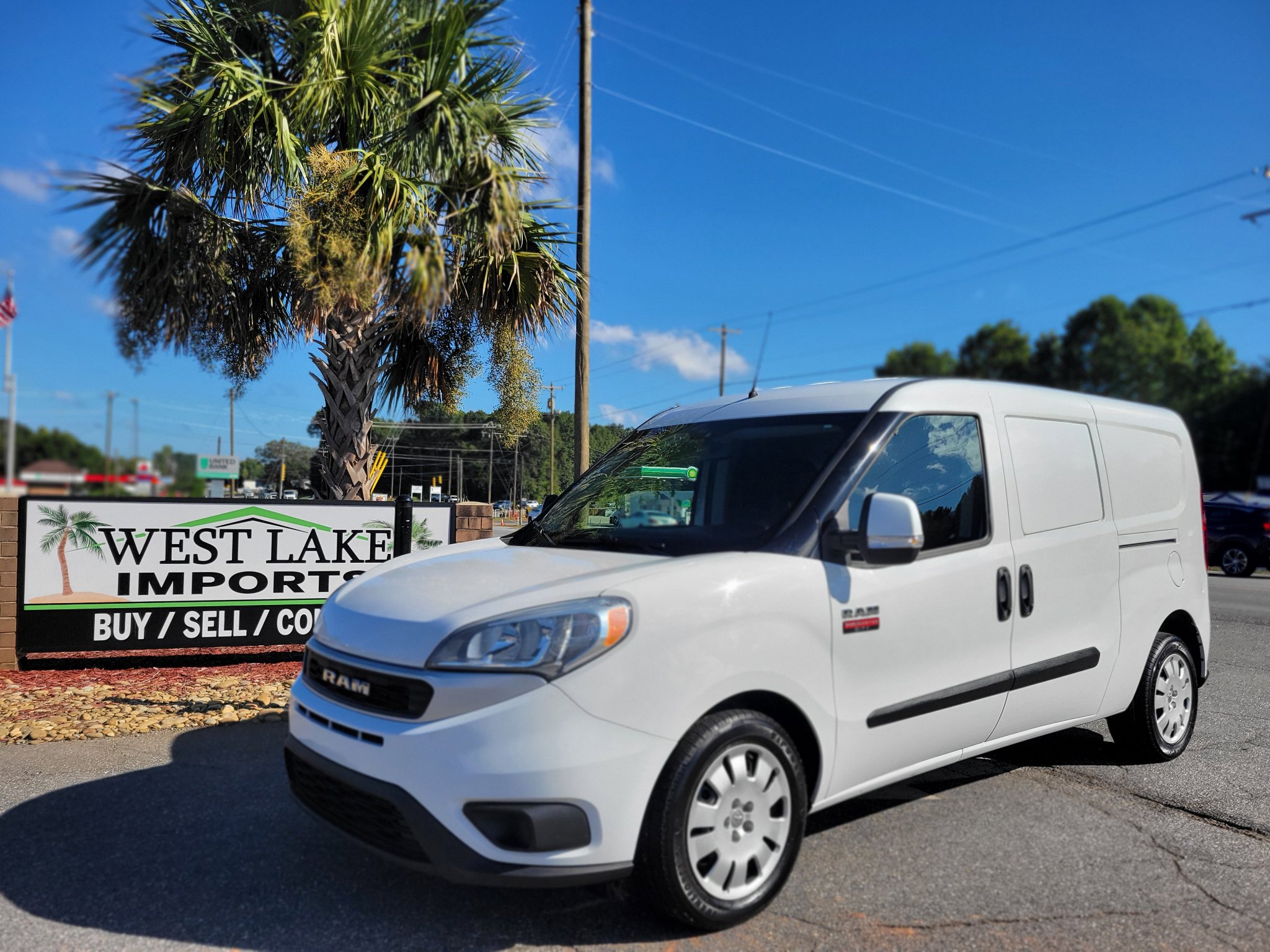 Used 2021 RAM ProMaster City Tradesman SLT image 1