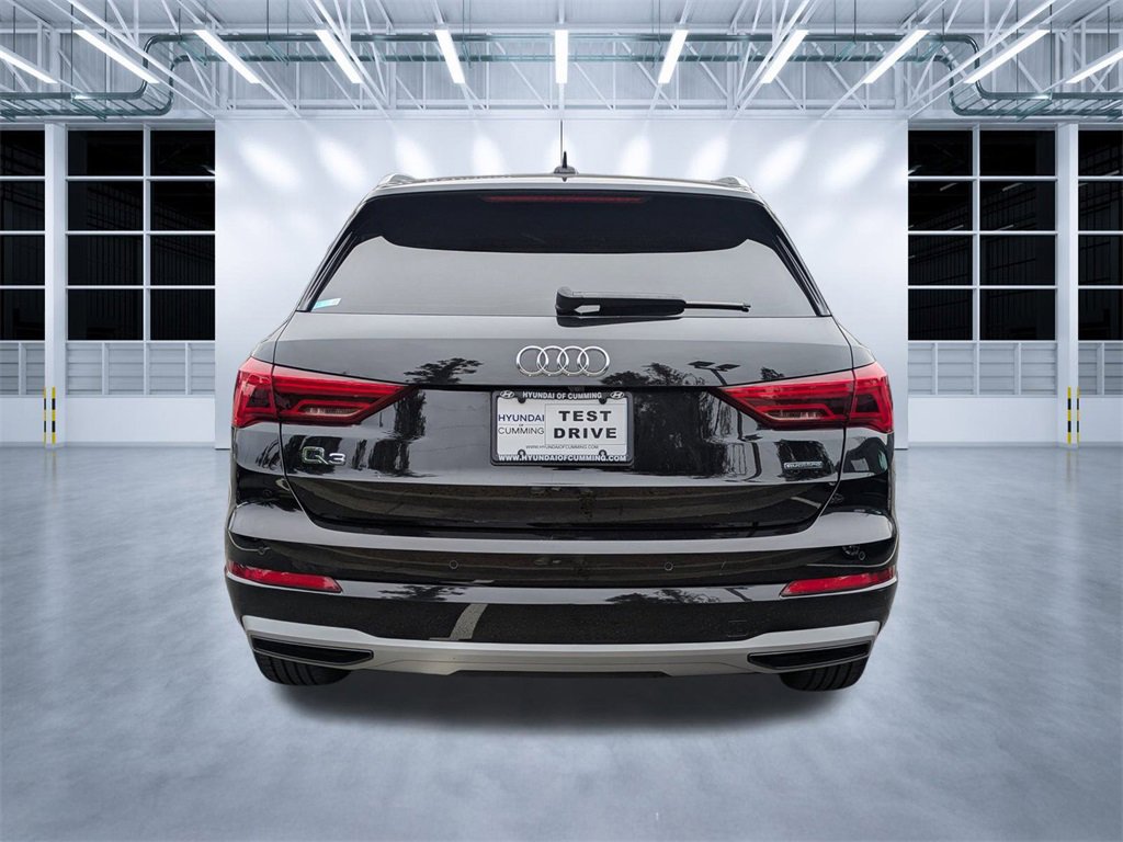 Used 2020 Audi Q3 2.0T Premium w/ Convenience Package image 5