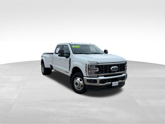 Used 2025 Ford F350 Lariat w/ Lariat Ultimate Package AWD/4WD image 8