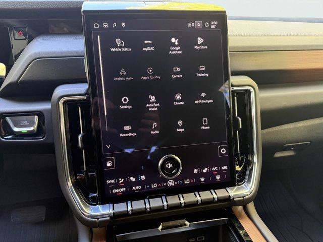 New 2026 GMC Yukon Denali w/ Sun & Power Step Package image 15