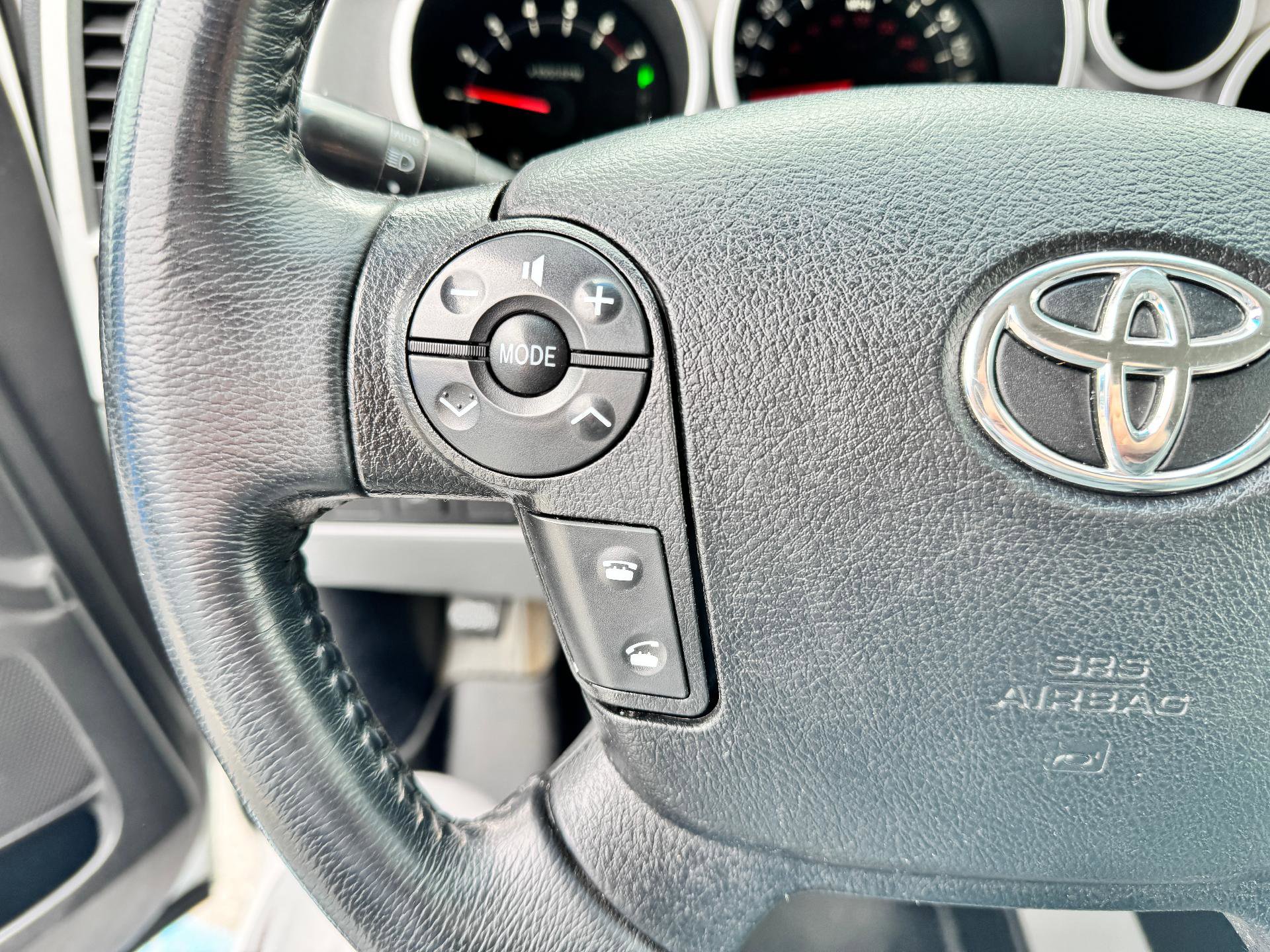 Used 2008 Toyota Tundra Limited AWD/4WD image 22