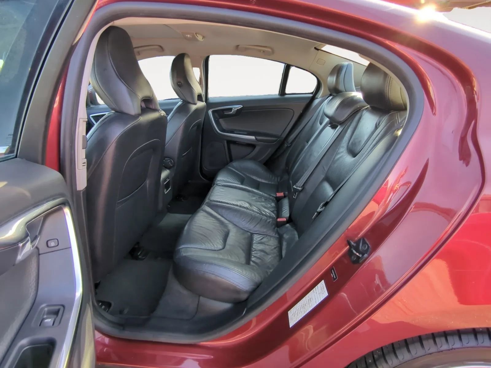 Used 2013 Volvo S60 T5 image 14