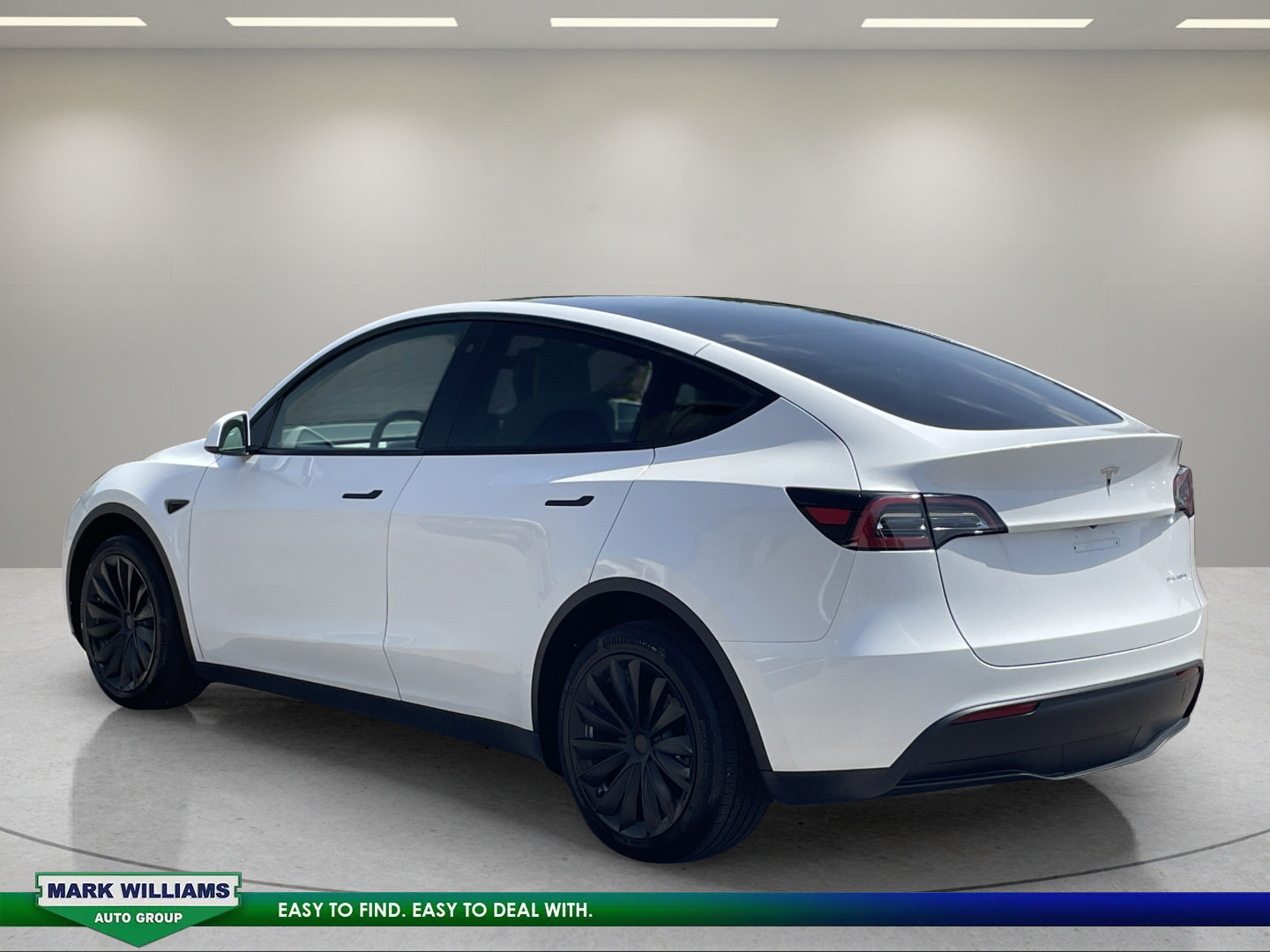 Used 2023 Tesla Model Y Long Range AWD/4WD image 6