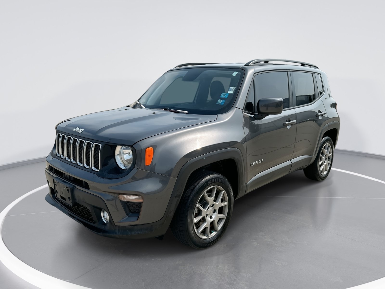 Used 2019 Jeep Renegade Latitude w/ Cold Weather Group AWD/4WD video 1