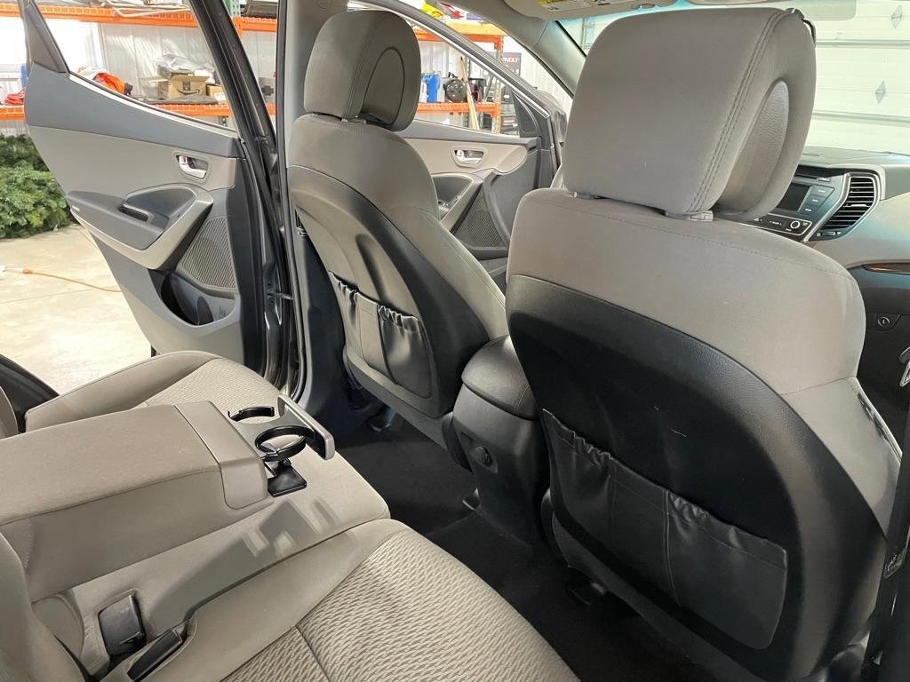 Used 2018 Hyundai Santa Fe Sport image 19