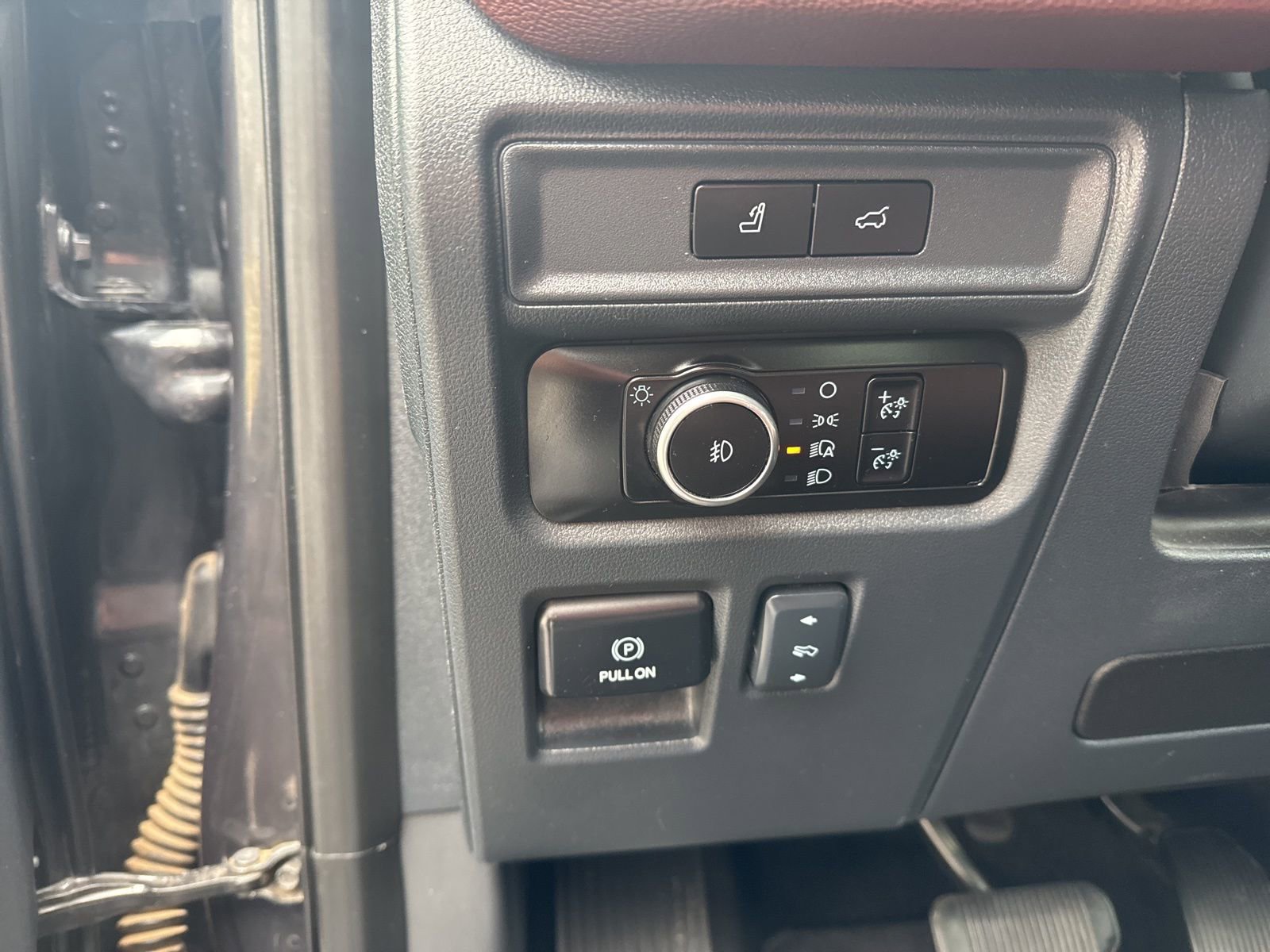 Used 2023 Ford Expedition Limited image 26