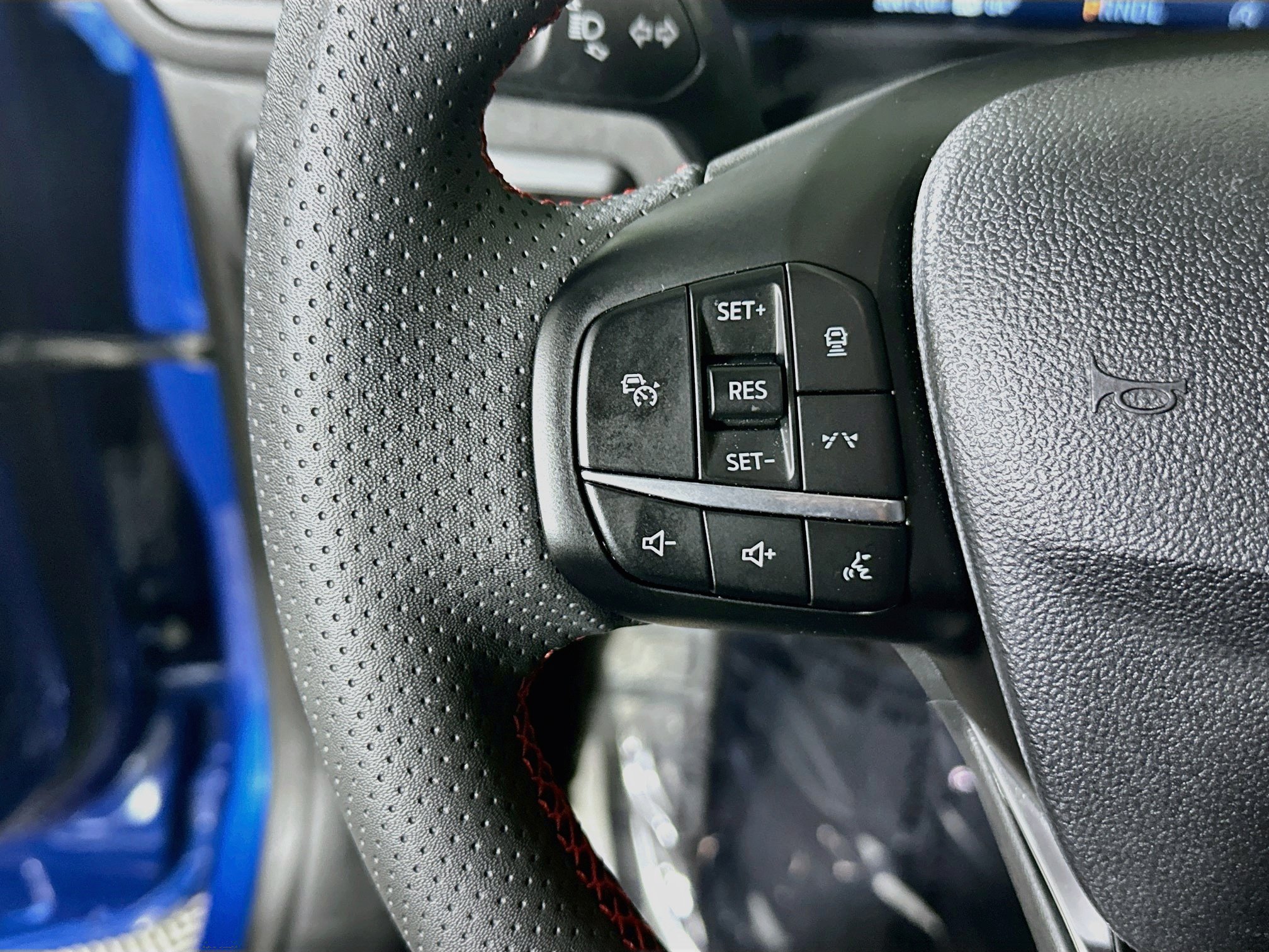 Used 2023 Ford Escape ST-Line w/ Tech Pack #1 FWD image 16