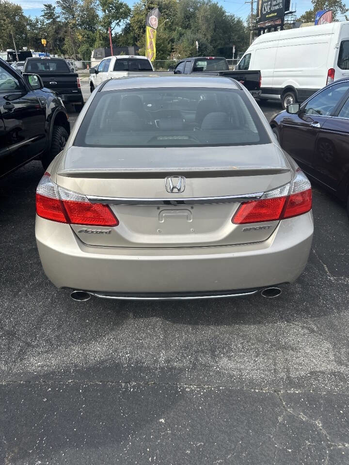 Used 2013 Honda Accord Sport image 4