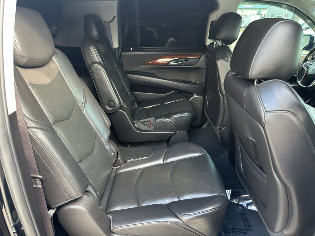 Used 2015 Cadillac Escalade ESV Premium RWD image 14