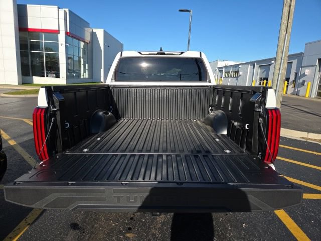Used 2025 Toyota Tundra SR5 AWD/4WD image 22