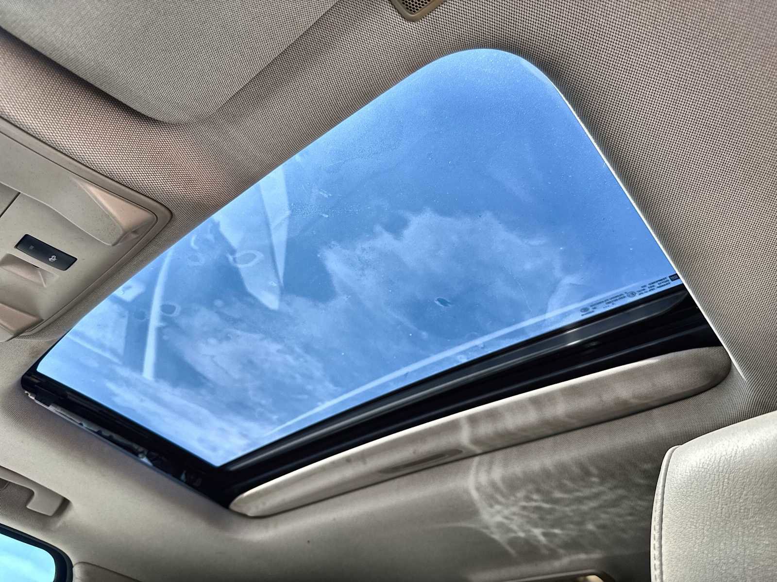 Used 2016 Cadillac Escalade Luxury image 28