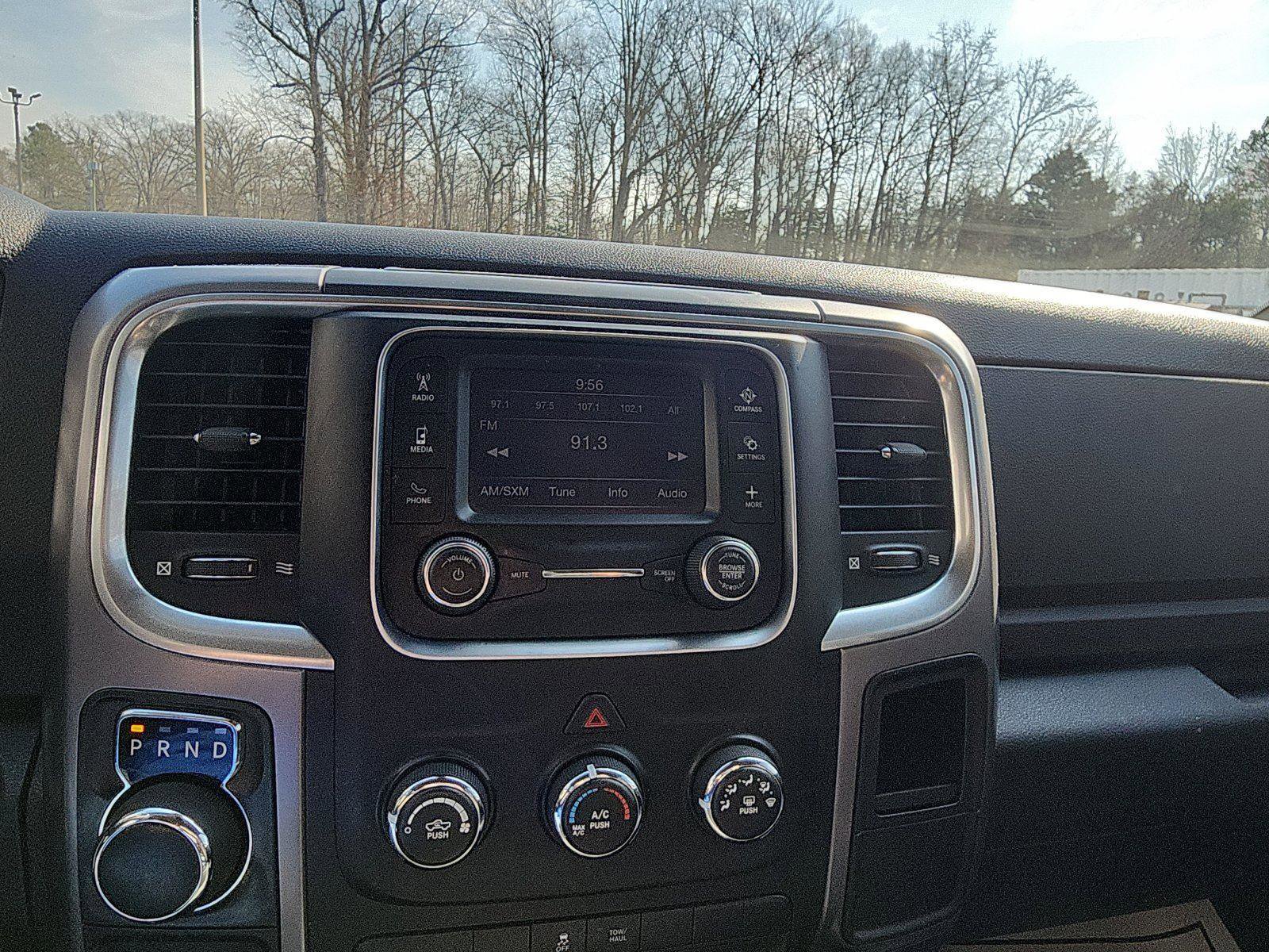 Used 2022 RAM 1500 Classic SLT image 17