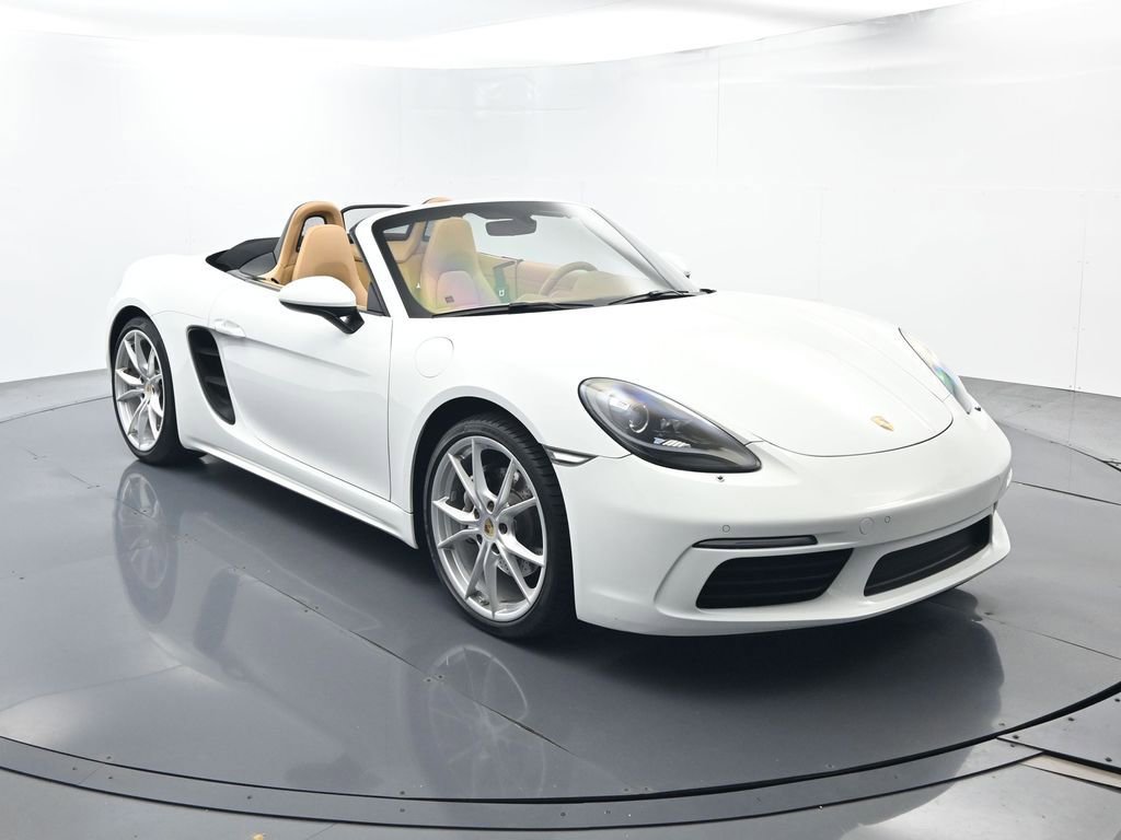 Certified 2017 Porsche 718 Boxster RWD image 17