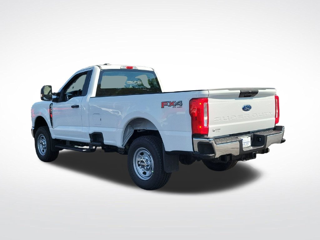 New 2026 Ford F350 XL w/ FX4 Off-Road Package AWD/4WD image 8