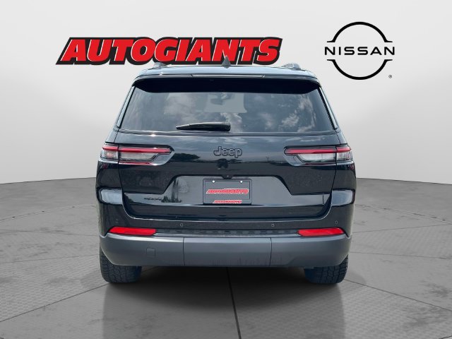 Used 2023 Jeep Grand Cherokee L Laredo AWD/4WD image 5