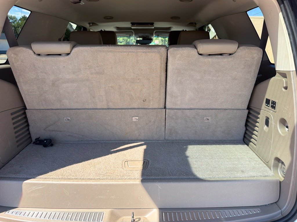 Used 2018 Chevrolet Tahoe Premier RWD image 19