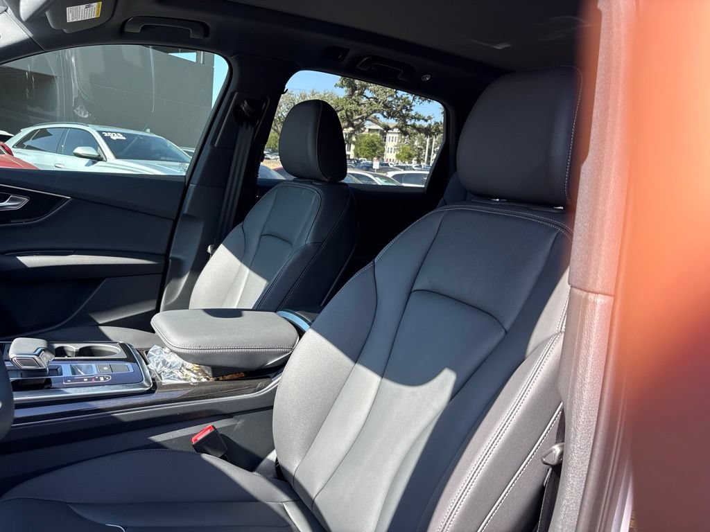 New 2026 Audi Q7 2.0T Premium AWD/4WD image 13