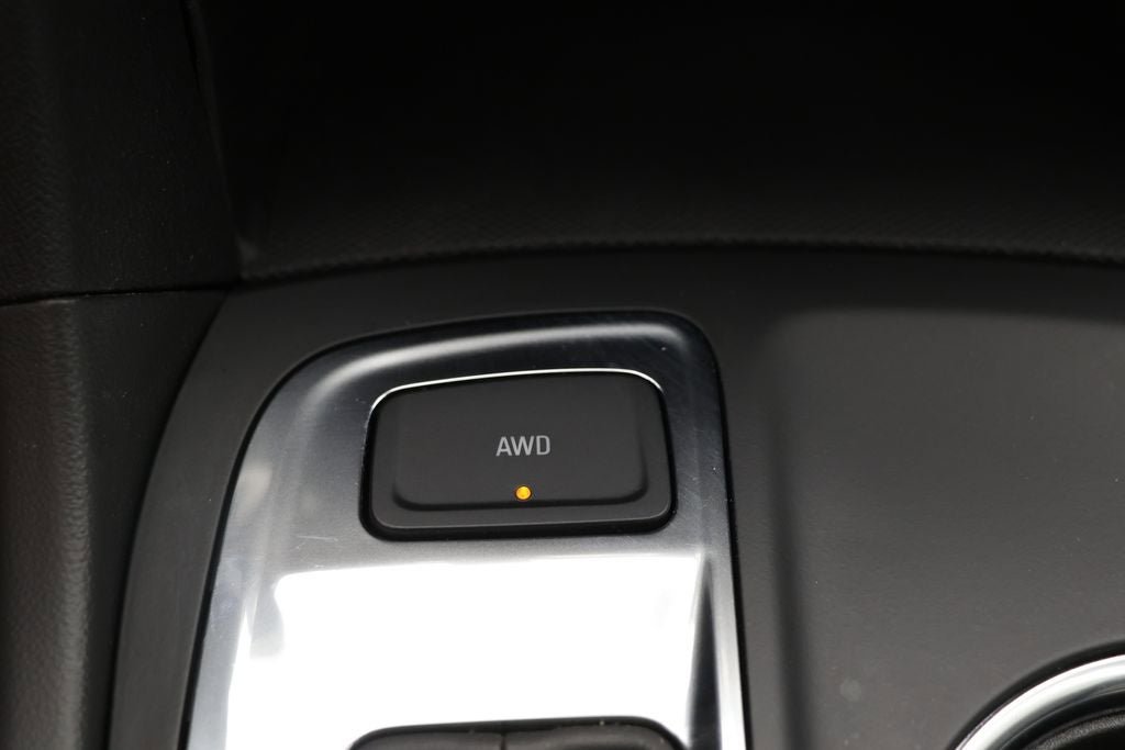 Used 2023 Chevrolet Equinox LS w/ Driver Confidence II Package AWD/4WD image 24