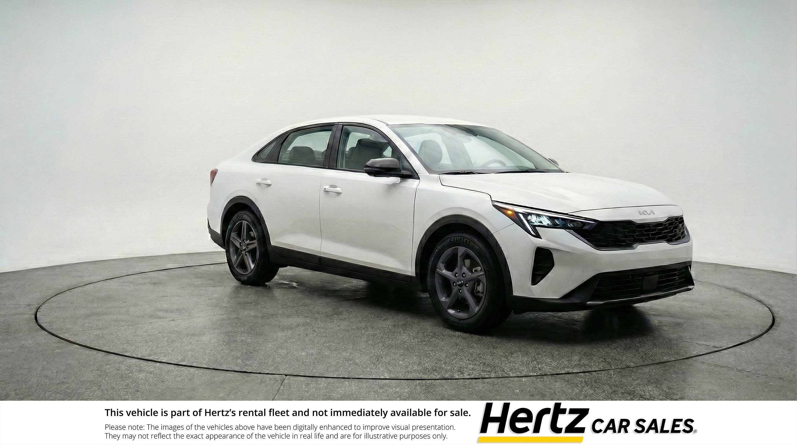 Used 2025 Kia K4 LXS image 1