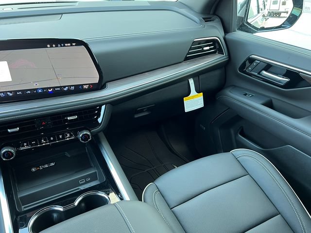 New 2026 Chevrolet Tahoe Premier w/ Sun And Tow Package AWD/4WD image 32