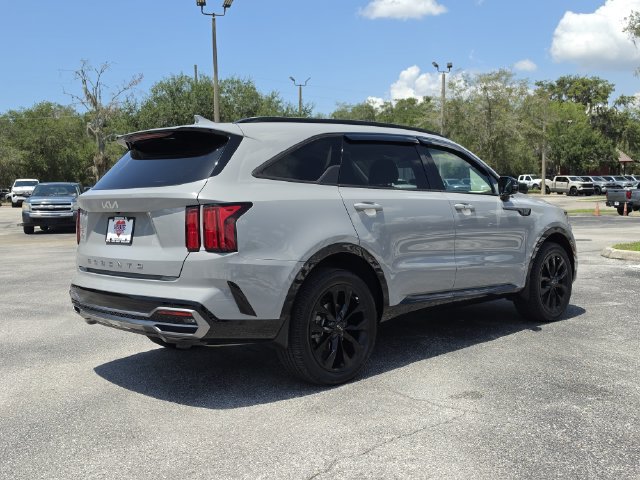 Used 2022 Kia Sorento SX AWD/4WD image 5