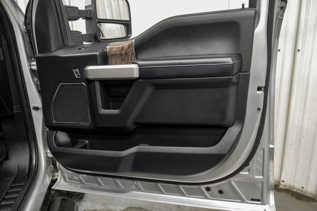 Used 2018 Ford F350 Lariat w/ Lariat Ultimate Package AWD/4WD image 46