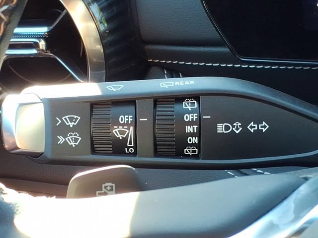 Used 2024 Chevrolet Blazer EV LT AWD/4WD image 27