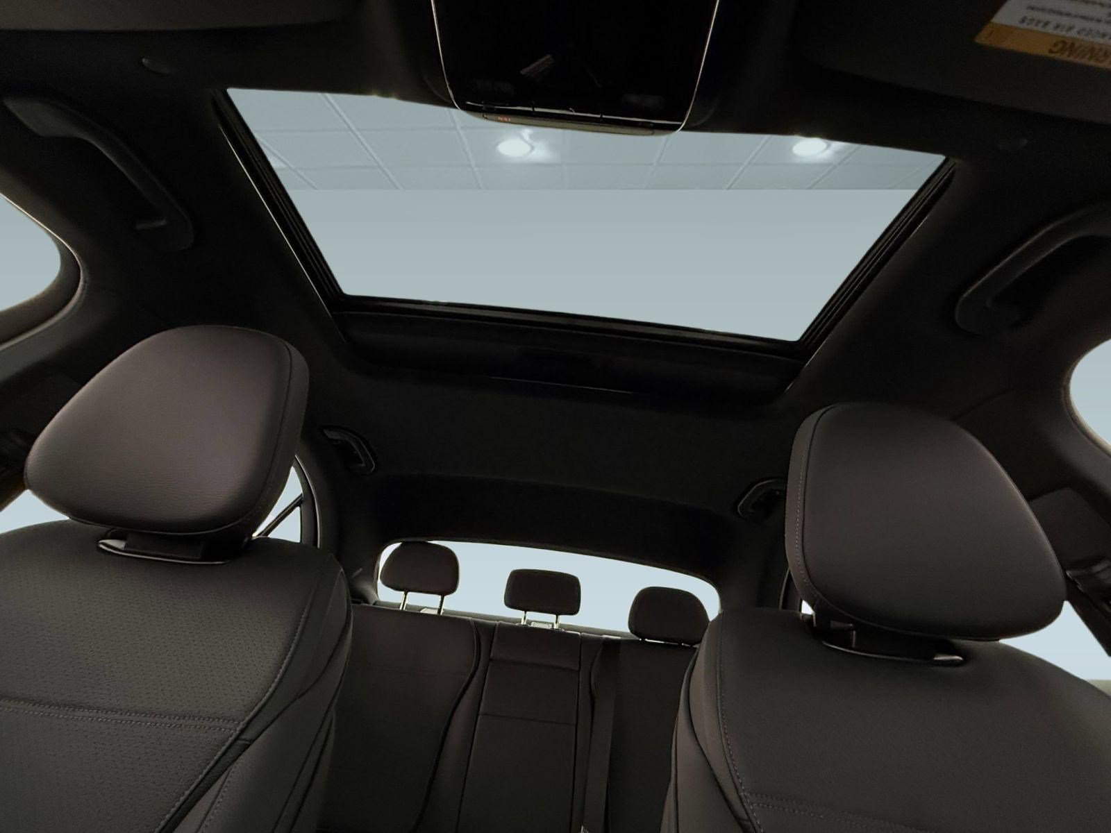 New 2026 Mercedes-Benz C 300 4MATIC Sedan image 20