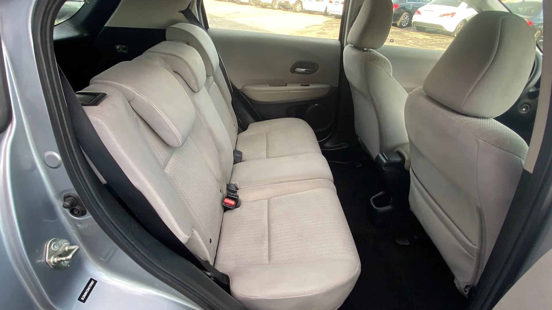 Used 2017 Honda HR-V LX image 12