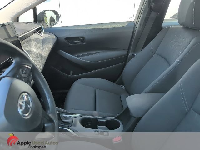 Used 2024 Toyota Corolla LE FWD image 3