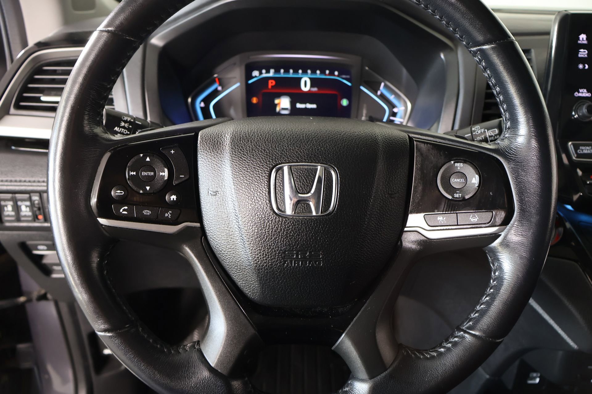 Used 2021 Honda Odyssey Touring image 3