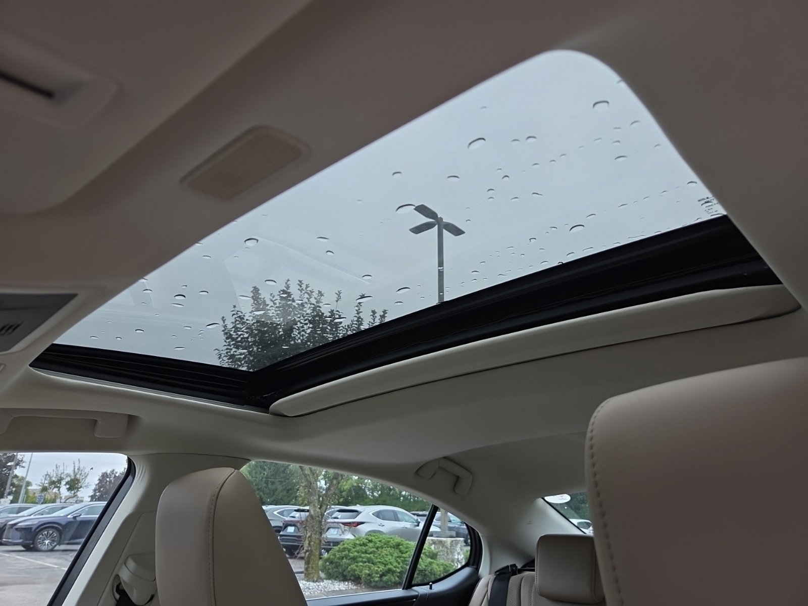 Used 2020 Lexus ES 350 w/ Accessory Package 2 FWD image 16