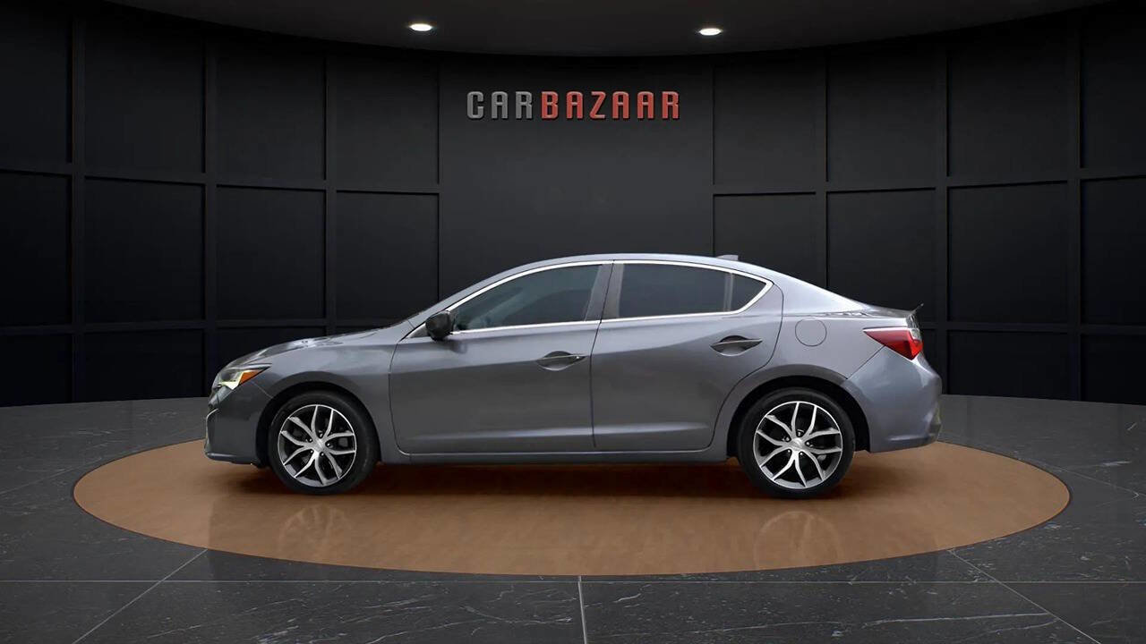 Used 2019 Acura ILX image 3