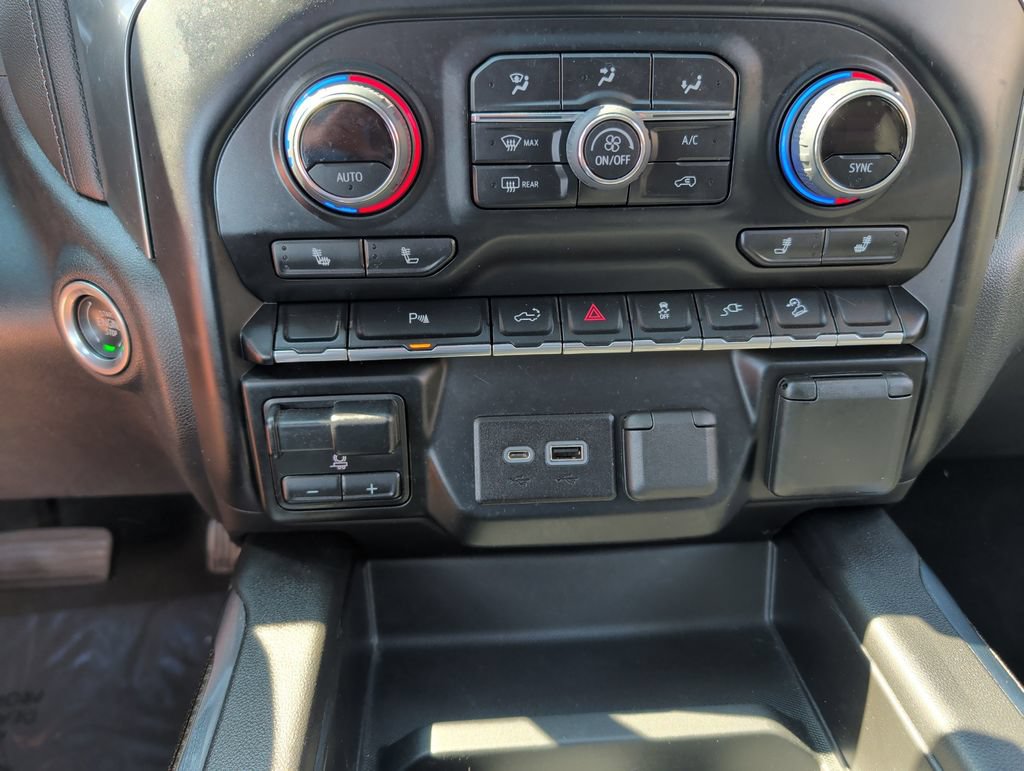Used 2022 Chevrolet Silverado 1500 LT Trail Boss w/ LT Trail Boss Premium Package AWD/4WD image 15