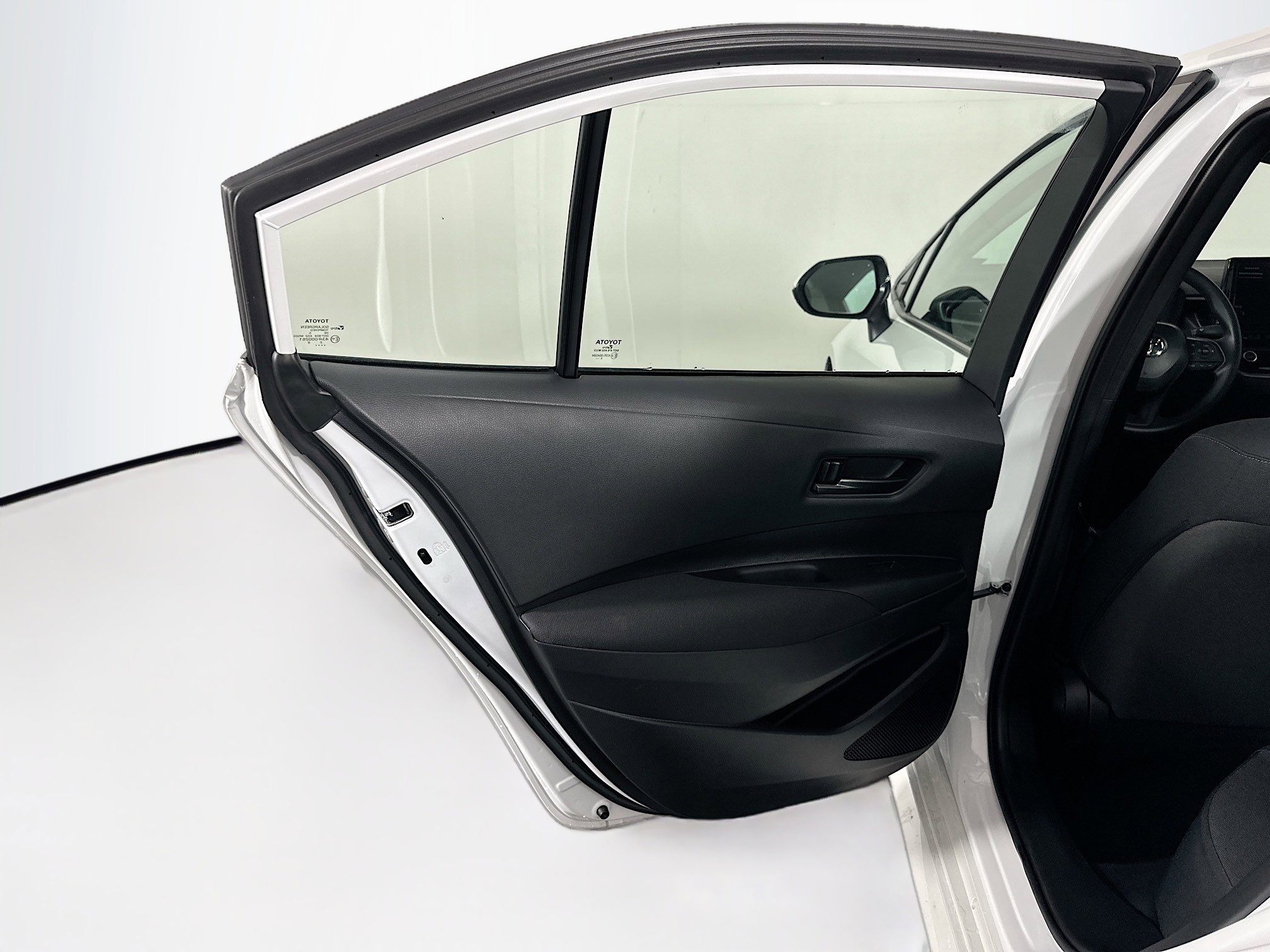 Used 2026 Toyota Corolla LE image 26