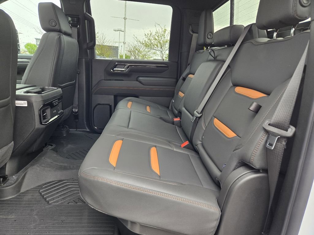 New 2026 GMC Sierra 2500 AT4 w/ AT4 Premium Plus Package AWD/4WD image 5