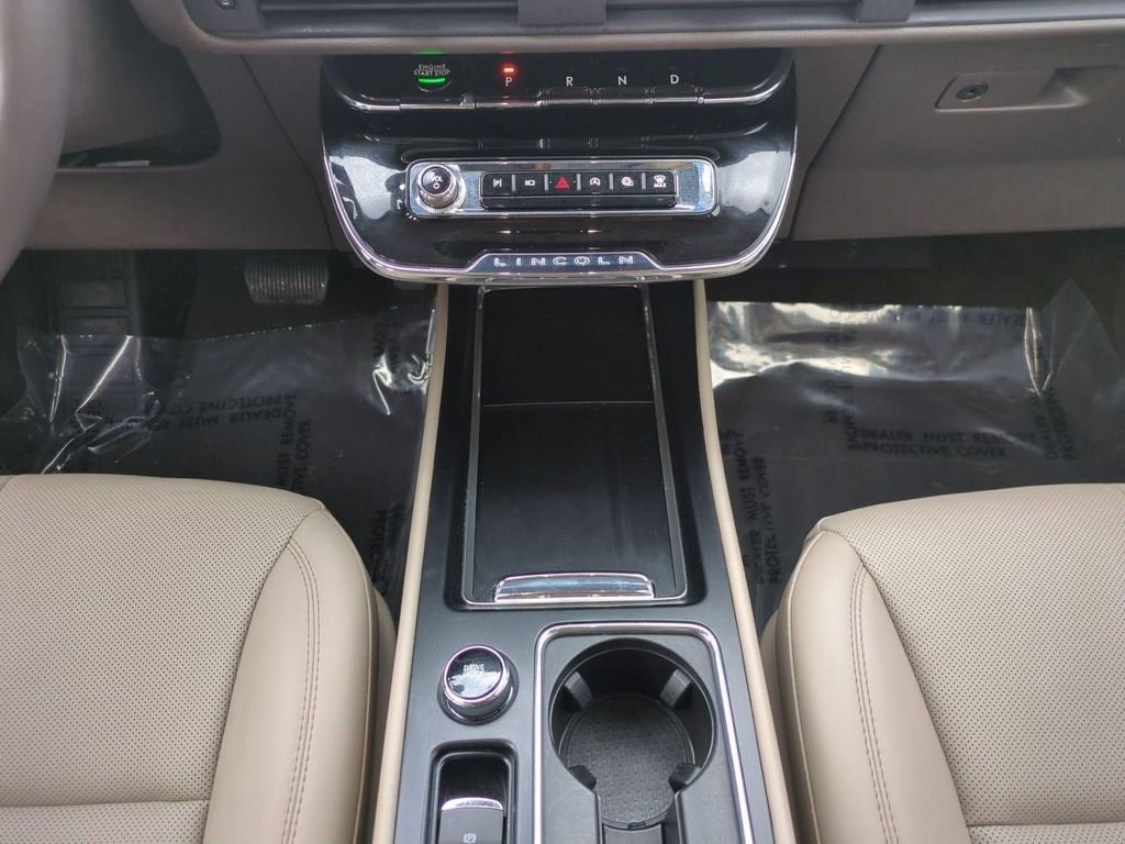 Used 2023 Lincoln Corsair AWD w/ Equipment Group 101A image 22