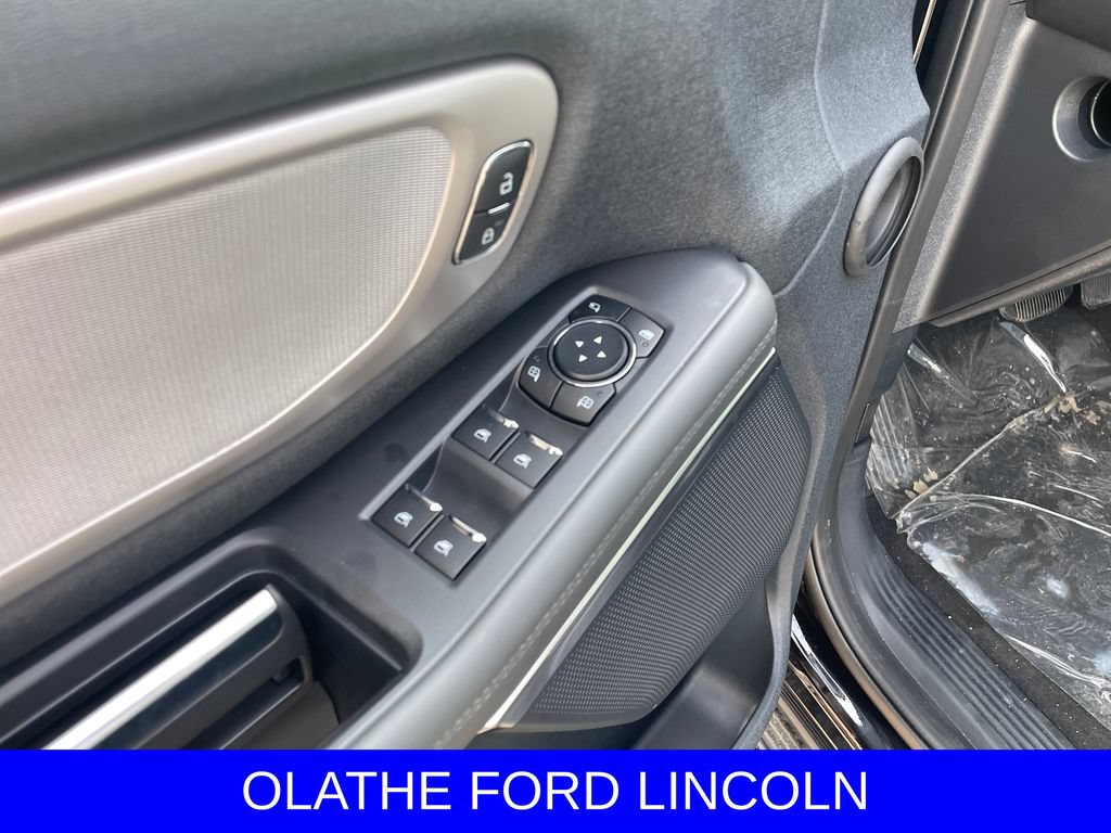 New 2026 Ford Expedition Max Active AWD/4WD image 12