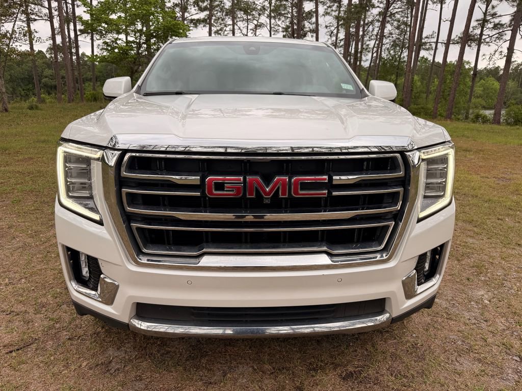 Used 2022 GMC Yukon XL SLT w/ SLT Premium Package AWD/4WD image 9
